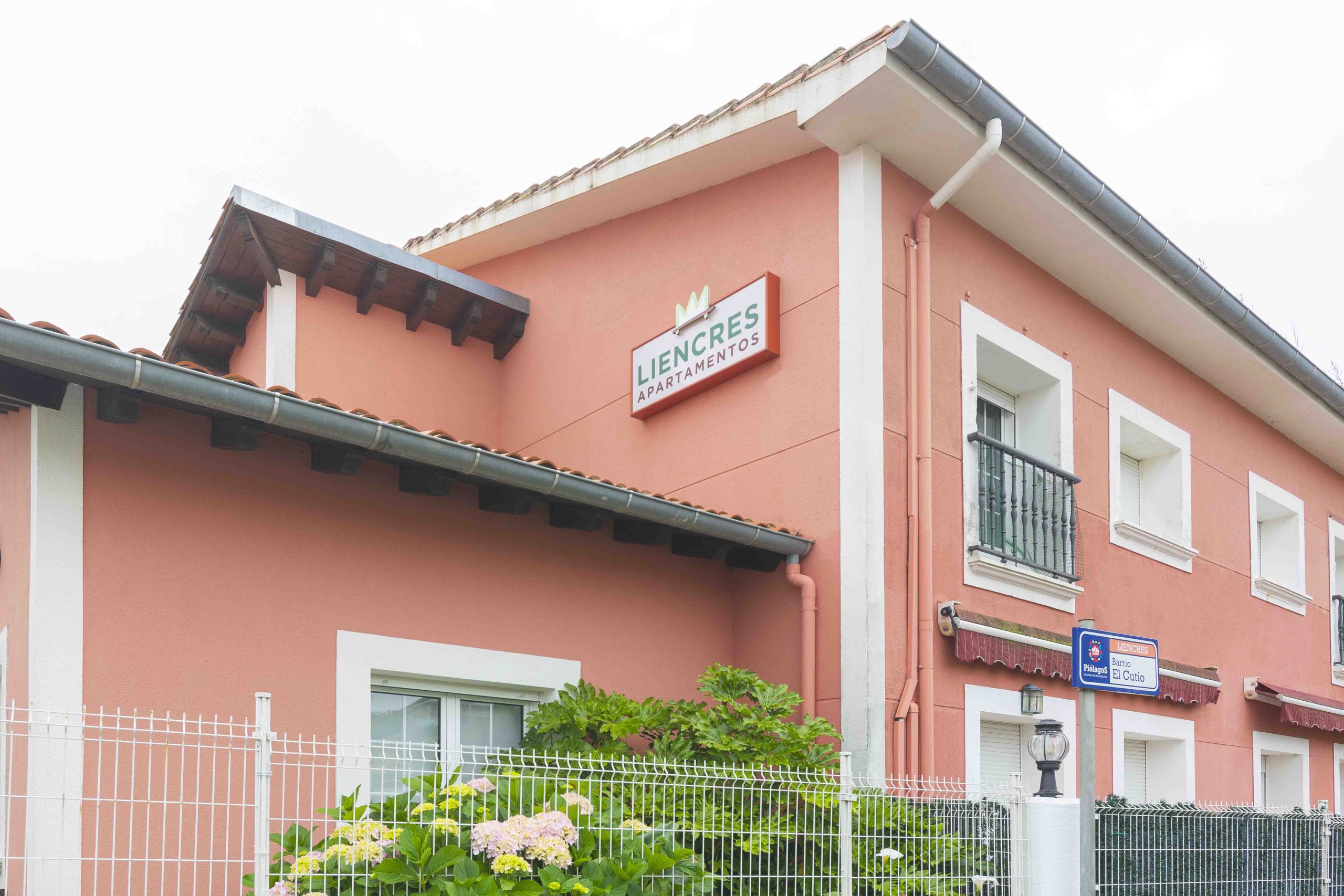 Exterior Liencres Apartamentos